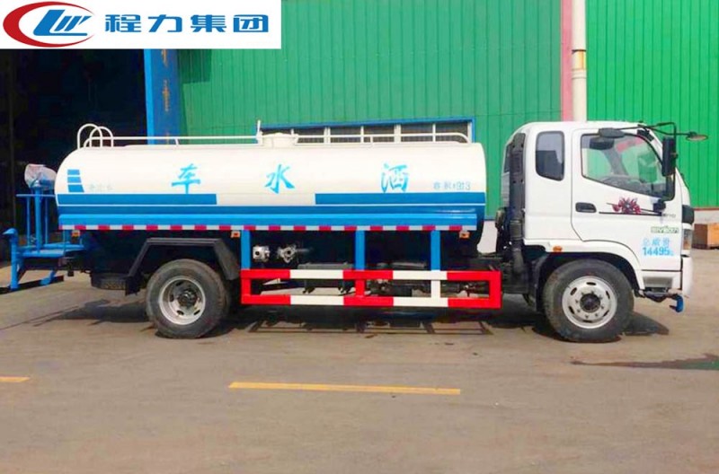 福田歐馬可5-6立方灑水車