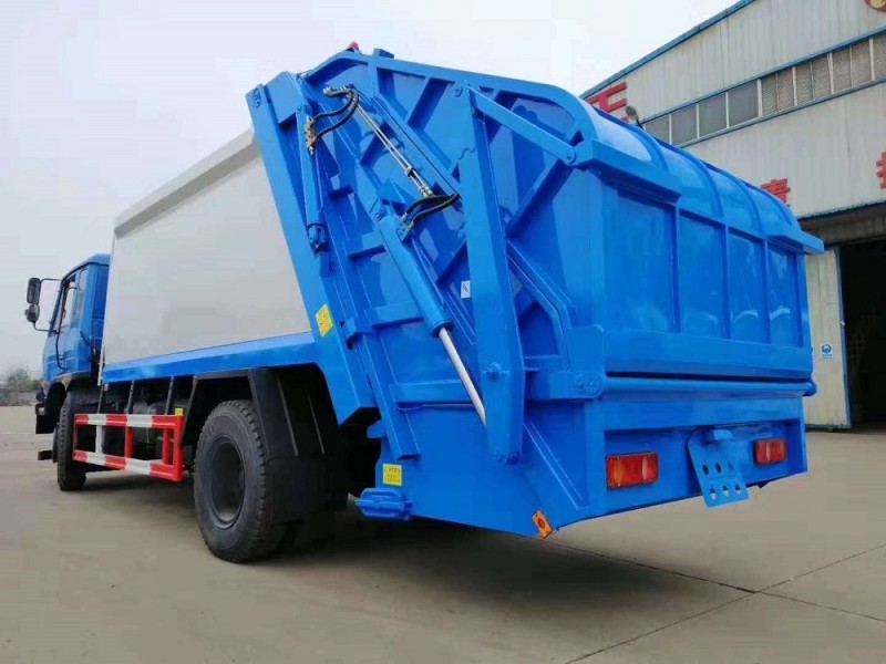 東風153G壓縮垃圾車(10-14方)