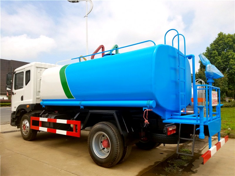 東風(fēng)多利卡D9(12方)灑水車 東風(fēng)多利卡D9(12方)灑水車圖片