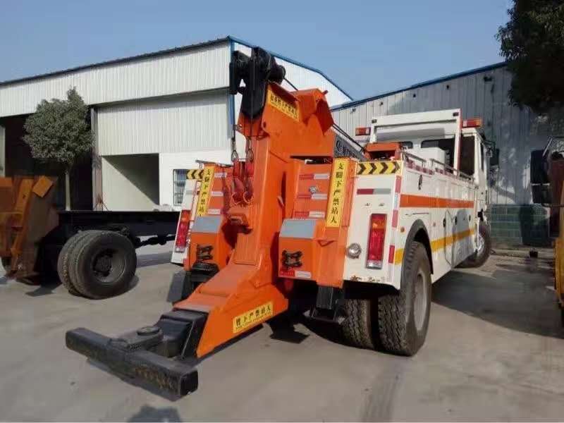 東風(fēng)D9多利卡一拖一清障車