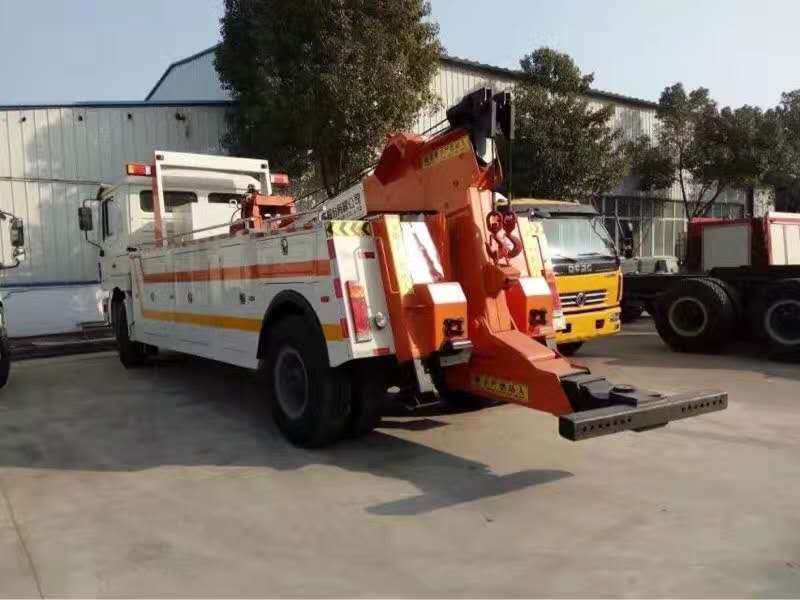 東風(fēng)D9多利卡一拖一清障車