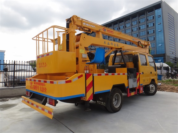 五十鈴雙排座16米高空作業(yè)車 五十鈴雙排座16米高空作業(yè)車圖片