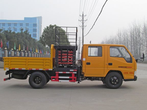 江鈴雙排座8-10米平臺(tái)升降高空作業(yè)車 江鈴雙排座8-10米平臺(tái)升降高空作業(yè)車圖片