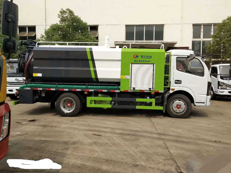 東風多利卡清洗吸污車(10方) 東風多利卡清洗吸污車(10方)圖片