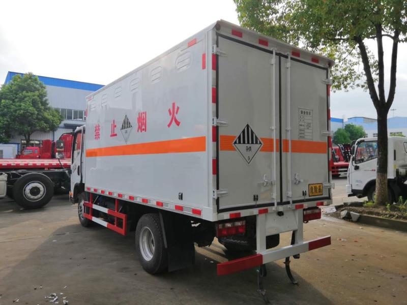虎V雜項9類危險物品廂式運輸車圖片